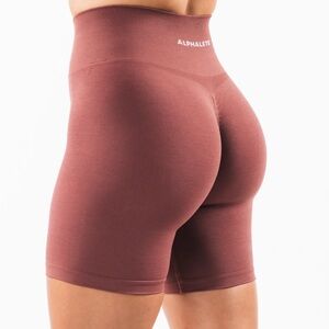 Alphalete amplify shorts 6.5 inch